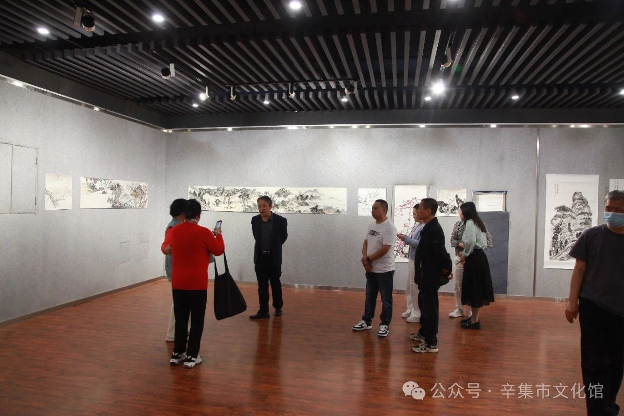 未来之期～齐志强学生绘画作品展于5月1日--6日在辛集市文化馆三楼展览厅成功举办