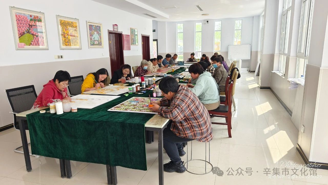 天宫营乡王下村农民画比赛在辛集市天宫营乡王下村农民画展厅成功举办