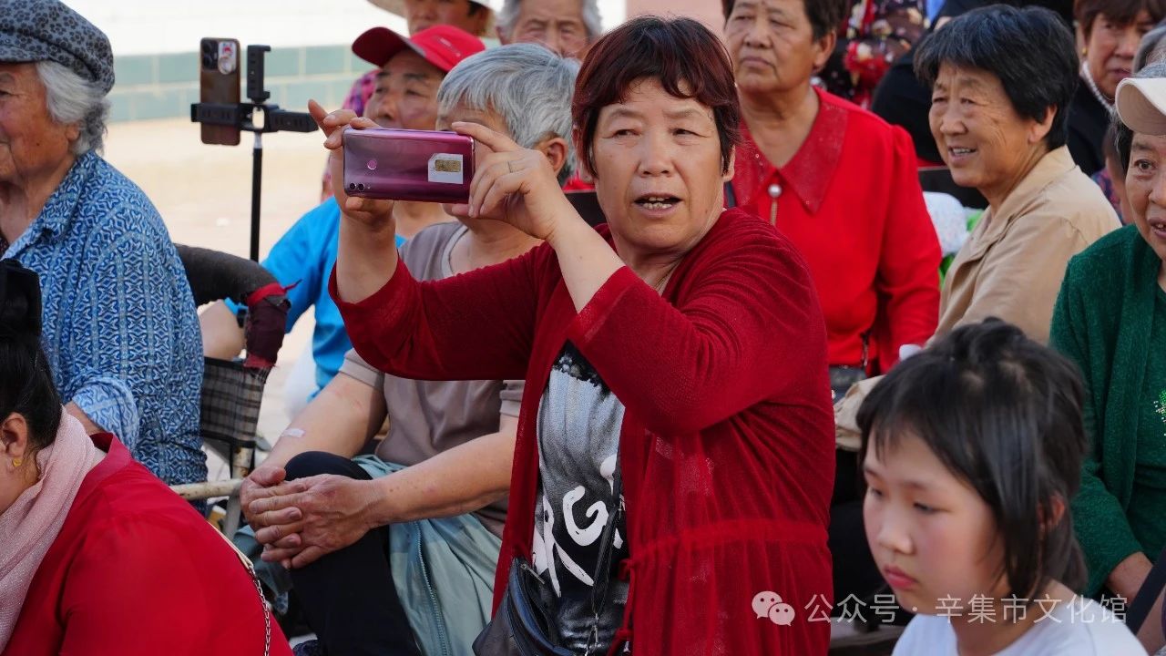 【文化馆：人民的终身美育学校】文化馆服务宣传周系列活动——2024年辛集市“四季村晚”文化惠民进基层演出活动走进马庄乡西谢村