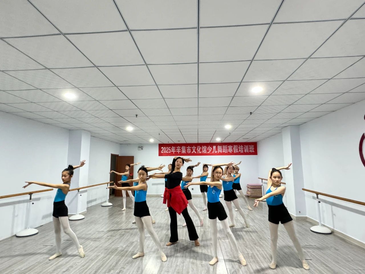 2025年辛集市文化馆少儿舞蹈寒假培训班开课啦！